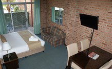 Aspire Alpine Gables And Brumby Bar - Jindabyne - Accommodation ACT 3