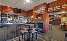 Boorowa Hotel - Boorowa - Accommodation ACT 0