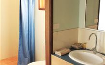 Catalina Motel Lake Macquarie - Toronto - Accommodation ACT 3