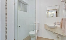 Econo Lodge Moree Spa Motor Inn - Moree - Accommodation ACT 2