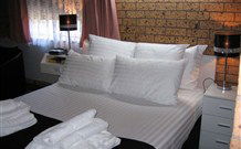 Golden Harvest Motor Inn - Moree - Accommodation ACT 2