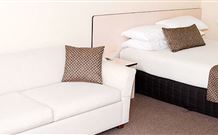 Highway Inn Motel - Hay - Accommodation ACT 1