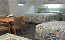Holbrook Skye Motel - Holbrook - Accommodation ACT 2
