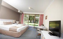 Island Palms Motor Inn - Forster - Accommodation ACT 2