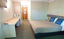 Lakeview Hotel Motel - Oak Flats - Accommodation ACT 0