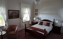Leconfield House - Leconfield - Accommodation ACT 1