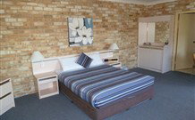 Mollymook Surfbeach Motel And Apartments - Mollymook - Accommodation ACT 1