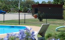 Motel Meneres - Accommodation ACT 1