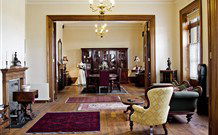 Mandelson's Of Goulburn - Accommodation ACT 1