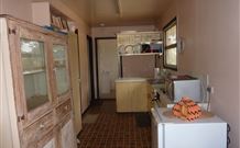 Acacia Cottages - Accommodation ACT 5