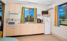 North Lodge Cottages - Accommodation ACT 7