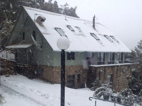 Attunga Ski Lodge Thredbo - Accommodation ACT 10