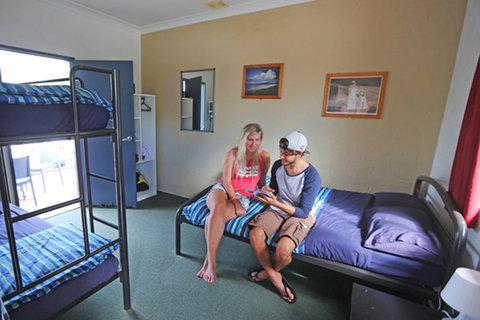 Byron Bay - Byron Bay YHA - Accommodation ACT 6