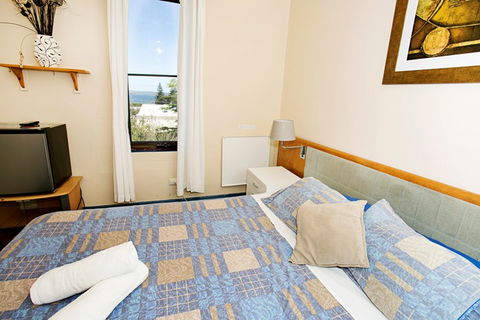 Albany YHA - Accommodation ACT 5