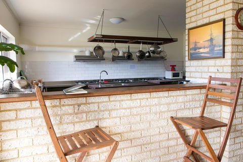 Augusta - Cape Leeuwin YHA - Accommodation ACT 5