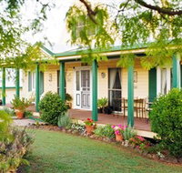 Birdhouse Cottage and Bed and Breakfast - Accommodation ACT
