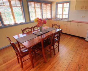 Apple Blossom Cottage - Accommodation ACT 1