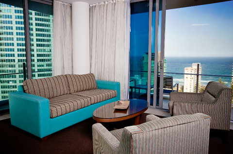 Wyndham Hotel Surfers Paradise - Accommodation ACT 7