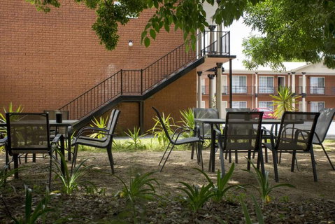 Meramie Motor Inn - Accommodation ACT 6