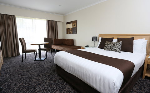 Best Western Plus Hovell Tree Inn - Accommodation ACT 8