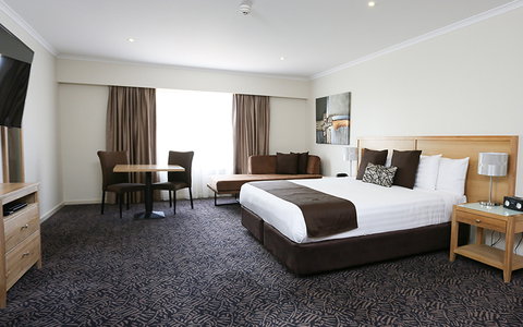 Best Western Plus Hovell Tree Inn - Accommodation ACT 13