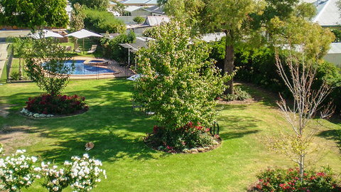 Best Western Zebra Motel - Accommodation ACT 13