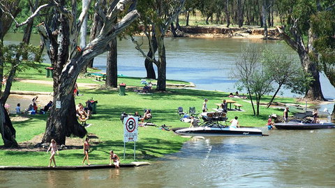 Best Western Zebra Motel - Accommodation ACT 16