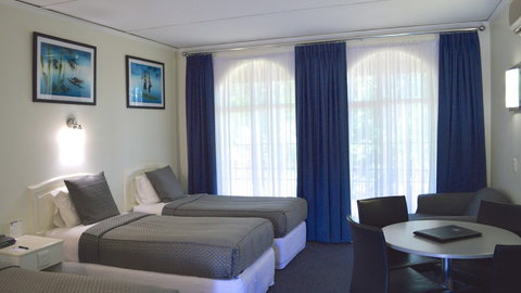 BEST WESTERN Cathedral Motor Inn - Accommodation ACT 5