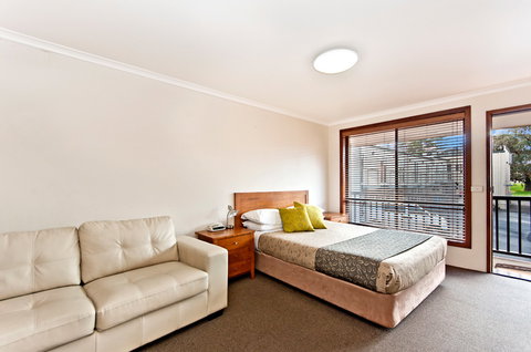 BEST WESTERN Tudor Motor Inn - Accommodation ACT 4