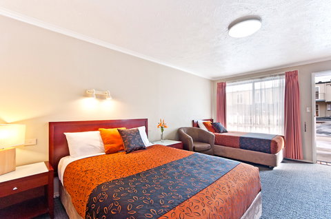 BEST WESTERN Tudor Motor Inn - Accommodation ACT 24