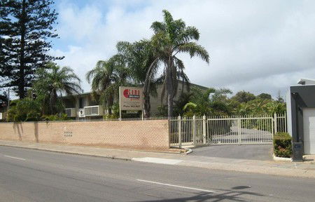 Apartments Como - Accommodation ACT 5