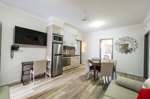 Athena Motel Apartments - Accommodation ACT 8