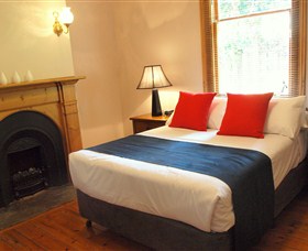 TRC Hotel - Accommodation ACT 0