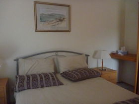 Yakkalla Holiday Cottage - Accommodation ACT 1