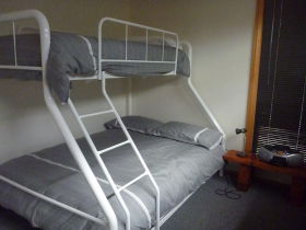 Yakkalla Holiday Cottage - Accommodation ACT 2