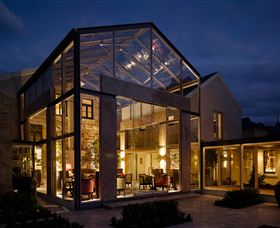 Islington Hotel - The - Accommodation ACT 1