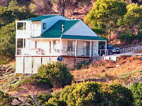 Flinders Island TAS Accommodation ACT