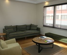 Flynns On Bathurst - Accommodation ACT 3