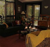Asimatree Bed  Breakfast and Art Garden - Accommodation ACT