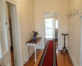 Lambert Cottage Accommodation - Accommodation ACT 2