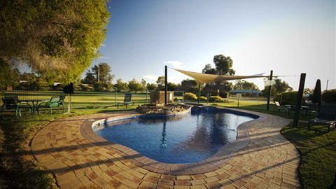 Howlong Country Golf Club & Motel - Accommodation ACT 3