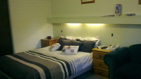 Millers Cottage Motel - Accommodation ACT 4