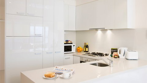 Melbourne Short Stay Apartments - On Whiteman - Accommodation ACT 2