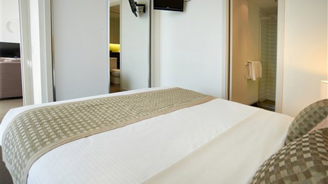 Amity Apartment Hotels - Accommodation ACT 3