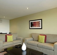 Dolphin Apartments - Accommodation ACT