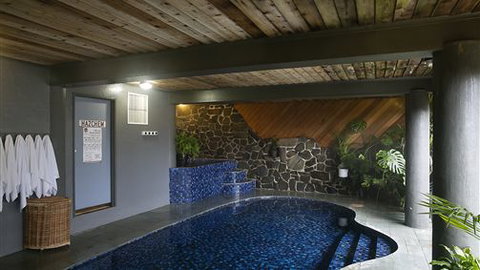 Falls Creek Hotel - Accommodation ACT 2
