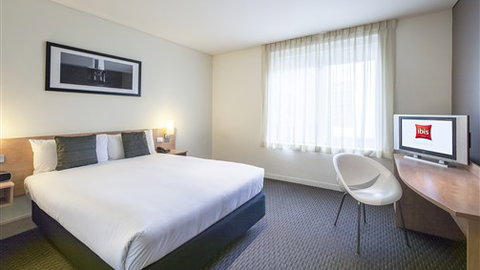 Ibis Melbourne Hotel And Apartments - Accommodation ACT 0