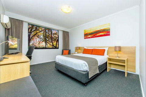 Alpha Canberra Hotel And Apartments - Accommodation ACT 3