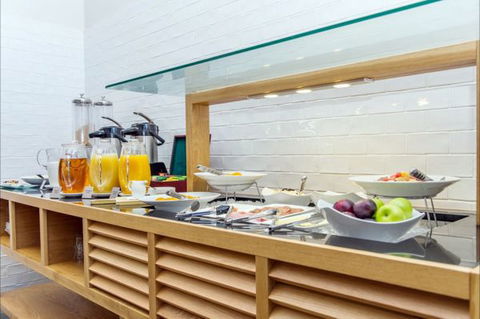 Alpha Canberra Hotel And Apartments - Accommodation ACT 6