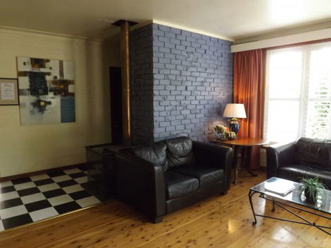 Apartments On-The-Park: The Studio - Accommodation ACT 4
